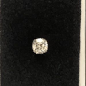 1.03 Diamond. SI2. - Stunning.